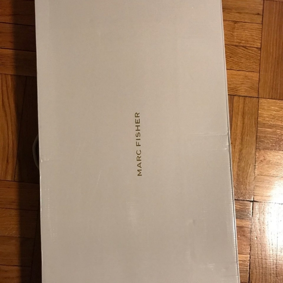 Boots - Picture 2 of 4